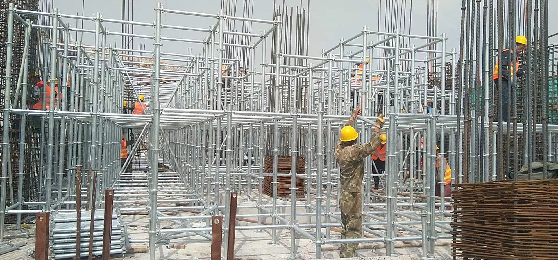北京地區租賃48系列盤扣腳手架安全規則,及搭拆計劃要求?(圖1) 北京地區租賃48系列盤扣腳手架安全規則,及搭拆計劃要求?(圖1)